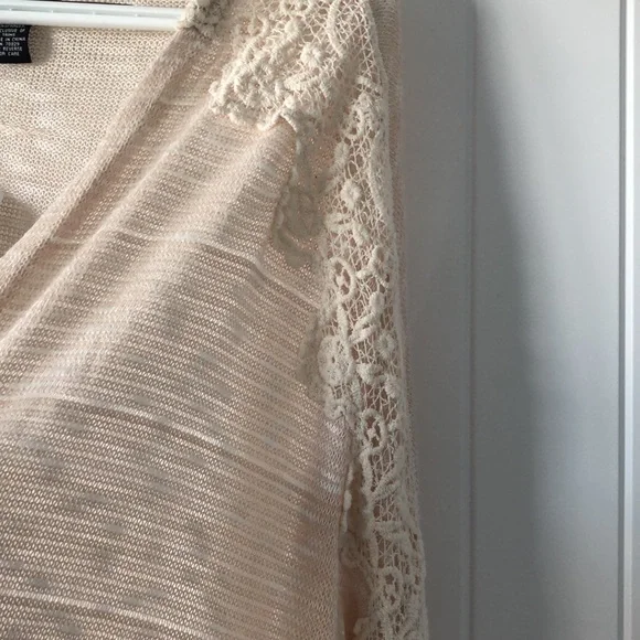 Rue 21 Cardigan Sweater Women's Size Small Tan Cream Brown NWT - Picture 3 of 8